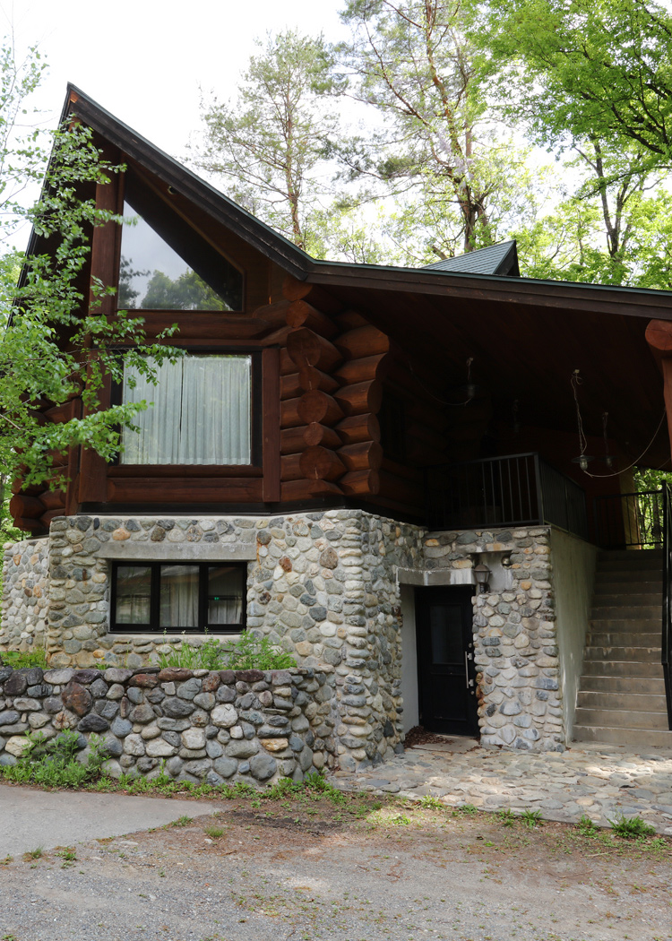 白馬カナディアンロッジ | 白馬八方尾根・和田野の森の玄関口にある貸